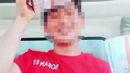 Yüzsüz Hırsızdan, Eşek Gibi Çalışıyorum Paylaşımı