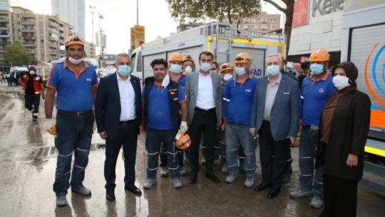 Başkan Şerifoğulları: 'Elazığ olarak tüm gücümüzle İzmirli kardeşlerimizin yanındayız'