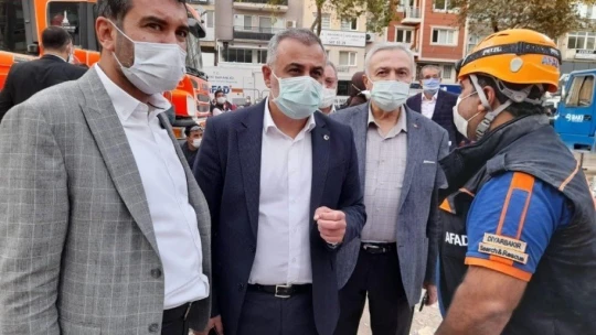 Başkan Şerifoğulları: 'Elazığ olarak tüm gücümüzle İzmirli kardeşlerimizin yanındayız'