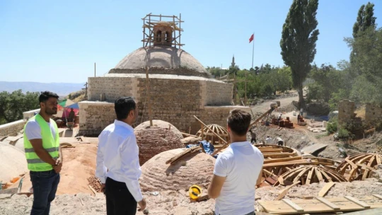 Başkan Şerifoğulları Tarihi Hüseynik Yolu'ndaki Rekreasyon Çalışmalarını Yerinde İnceledi