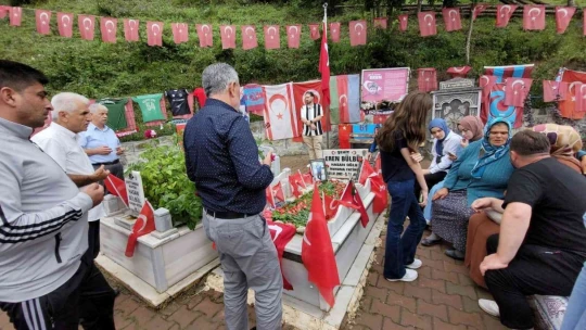Başkan Yıldırım'dan şehit Eren Bülbül'ün kabrine ziyaret