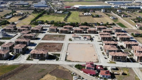 Bayrama yeni evlerinde girecek olan depremzedeler, huzuru yaşıyor