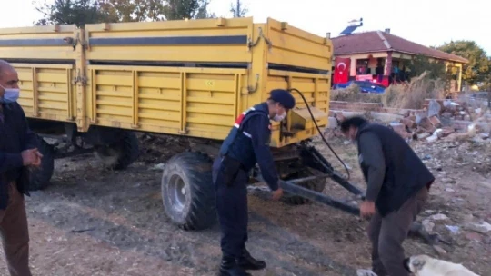 Çalınan römorkları JASAT buldu, 4 şüpheli yakalandı