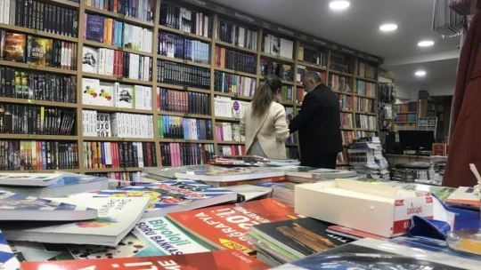 Hanifi Batı'nın Çöpten Bulup Okuduğu Kitap Hayatını Bakın Nasıl Değiştirdi