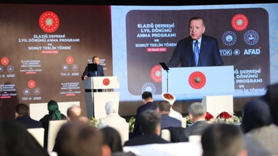 Cumhurbaşkanı Erdoğan: 'Elazığ'da 8 bin ailemizi yeni evlerine kavuşturmuş oluyoruz'