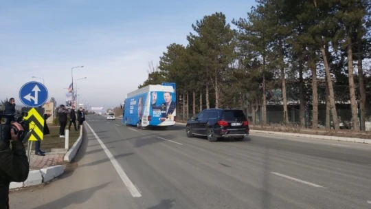 Cumhurbaşkanı Erdoğan Elazığ'a geldi, deprem konutlarını teslim törenine katılması bekleniyor