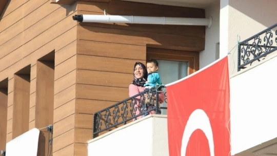 Cumhurbaşkanı Erdoğan Elazığ'a geldi, deprem konutlarını teslim törenine katılması bekleniyor
