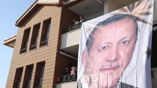 Cumhurbaşkanı Erdoğan Elazığ'a geldi, deprem konutlarını teslim törenine katılması bekleniyor