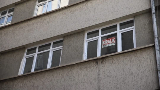 Deprem fırsatçılarının kursağında kaldı, Elazığ'da kiralık ve satılık ev fiyatları düştü