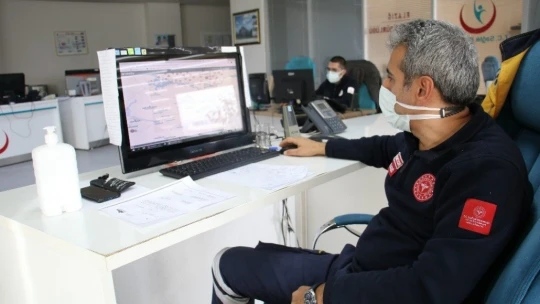 Depremler ve pandemiyle sarsılan Elazığ'da 112 Acil, 379 bin çağrıya cevap verdi