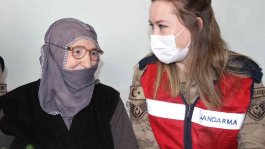 Dosta Güven Düşmana Korku Salan Jandarma Ekiplerinden Elazığ'da Anlamlı Proje