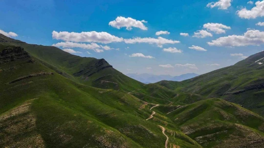 Elazığ'lı Droncu Sınıf Öğretmeninin Çektiği Eşsiz Görüntüler Hayran Bıraktı