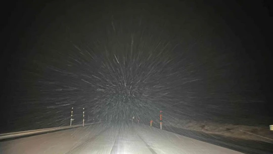 Elazığ'a mevsimin ilk karı yağdı