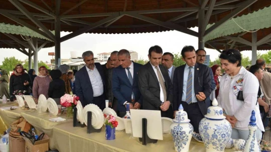 Elazığ'da Hayat Boyu Öğrenme Şenliği Düzenlendi