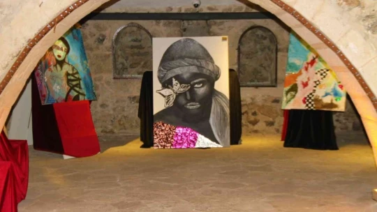 Elazığ'da Kadın Temalı Resim Sergisi Açıldı