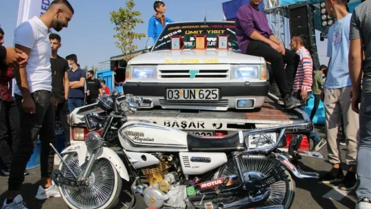 Elazığ'da Modifest Renkli Görüntülere Sahne Oldu