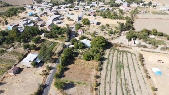Elazığ'da 2 köyde çatılara kuruldu, artık kendi elektriklerini üretecekler
