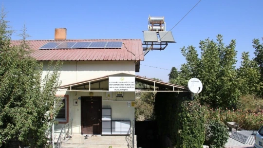 Elazığ'da 2 köyde çatılara kuruldu, artık kendi elektriklerini üretecekler