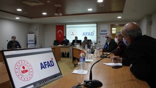 Elazığ'da 250 depremzede daha çekilen kura ile yeni konutlarına kavuştu