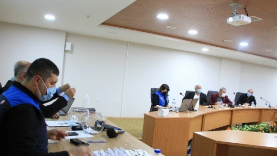 Elazığ'da 250 depremzede daha çekilen kura ile yeni konutlarına kavuştu
