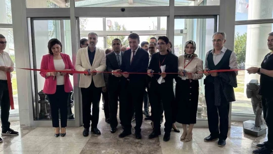 Elazığ'da 3 gün sürecek Bilim Şenliği'nin startı verildi