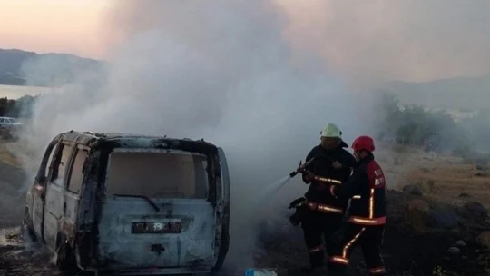 Elazığ'da araç yangını