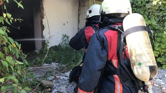 Elazığ'da ateşin kahramanı itfaiyeciler, haftada 160 yangına müdahale ediyor