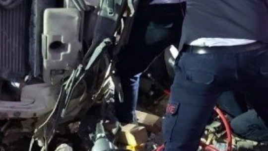 Elazığ'da beton mikseri devrildi: 1 yaralı