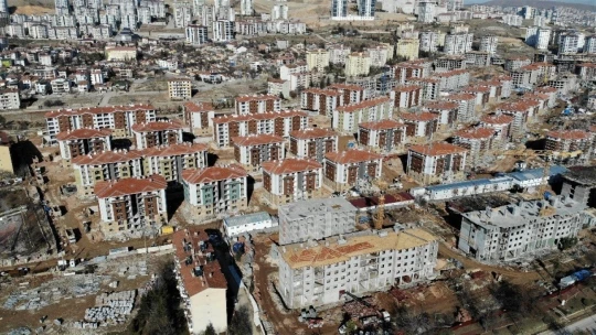 Elazığ'da binlerce modern deprem konutu hızla yükseliyor