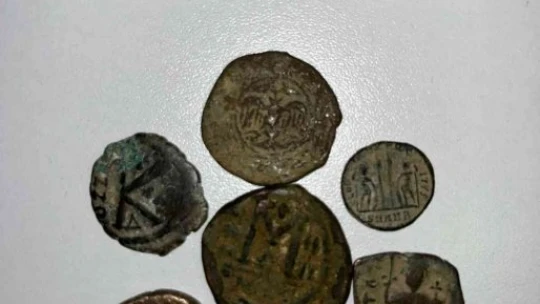 Elazığ'da Büyük Selçuklu ve sonrası döneme ait 470 adet tarihi eser ele geçirildi