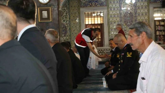 Elazığ'da camilerde 15 Temmuz şehitleri için mevlit
