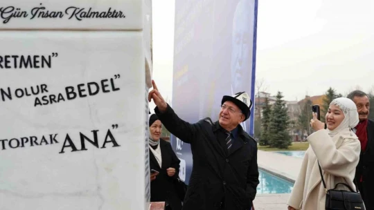Elazığ'da Cengiz Aytmatov Parkı ve anıtı açıldı