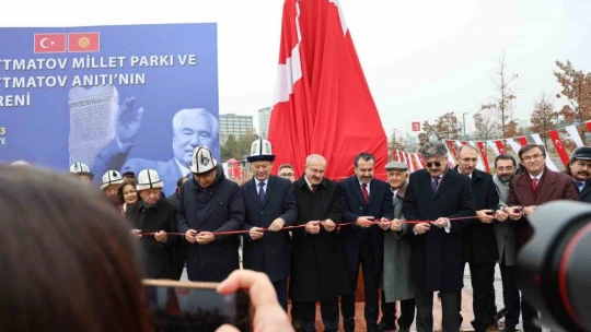 Elazığ'da Cengiz Aytmatov Parkı ve anıtı açıldı