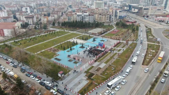 Elazığ'da Cengiz Aytmatov Parkı ve anıtı açıldı