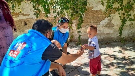 Elazığ'da çocuklar sevindirildi