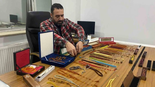 Elazığ'da daire fiyatına tespih koleksiyonu
