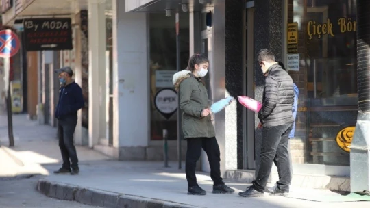 Elazığ'da depremi yaşayan vatandaşlar korku dolu anları anlattı