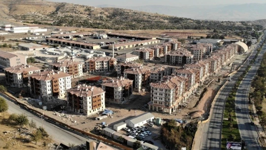 Elazığ'da dönüşüm sürüyor, binlerce konut hızla yükseliyor
