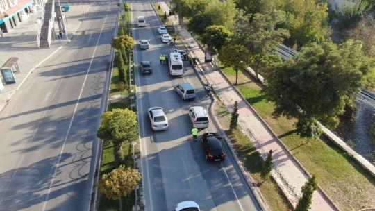 Elazığ'da dron destekli şok trafik denetimleri devam ediyor