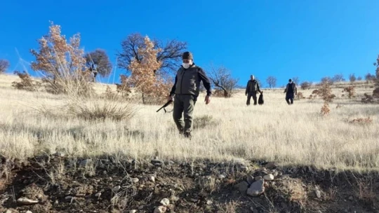 Elazığ'da kaçak avla mücadele ve yaban hayvanlarına yem desteği