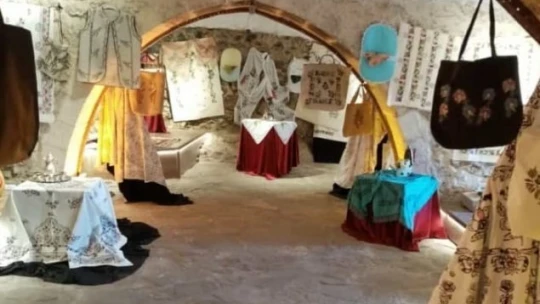 Elazığ'da kadınların el emekleri görücüye çıktı