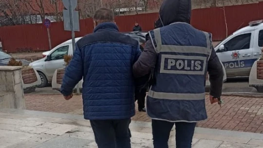Elazığ'da kesinleşmiş hapis cezası bulunan 4 zanlı yakalandı