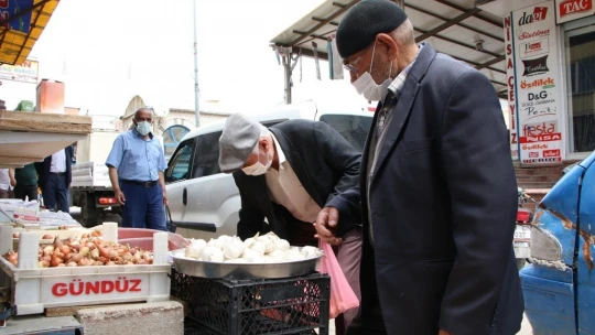 Elazığ'da kısıtlama öncesi alışveriş yoğunluğu