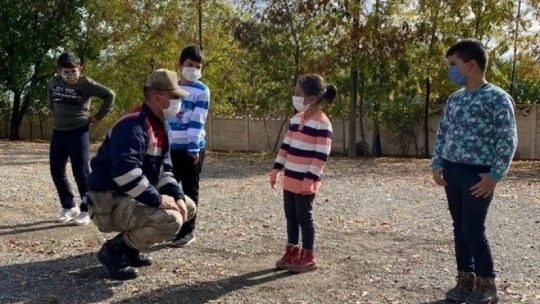 Elazığ'da Mehmetçiğin bayrak hassasiyeti
