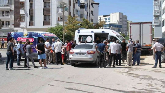 Elazığ'da minibüs ile otomobil çarpıştı: 1 yaralı