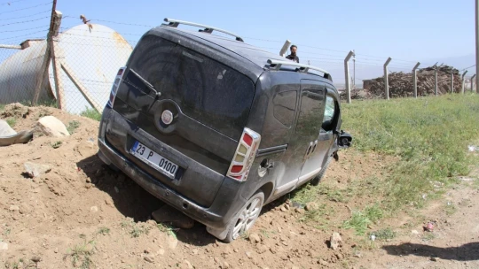 Elazığ'da otomobil ile motosiklet çarpıştı: 2 yaralı