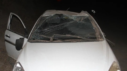 Elazığ'da otomobil takla attı: 4 yaralı