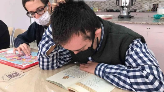 Elazığ'da Özel Çocuklar Hayata Tekrar Kazandırılıyor