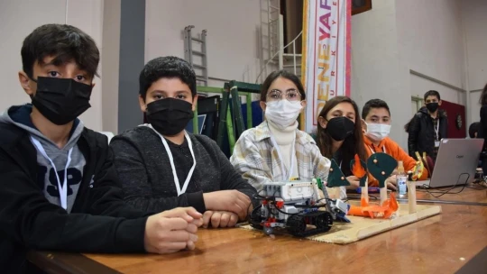 Elazığ'da Robotik ve Kodlama Proje Şenliği başladı