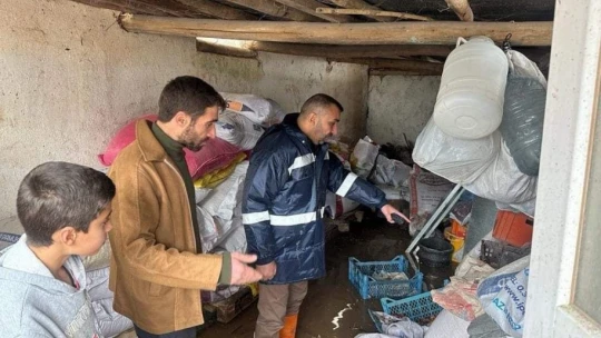 Elazığ'da sağanak sonrası evler ve tarım arazileri sular altında kaldı
